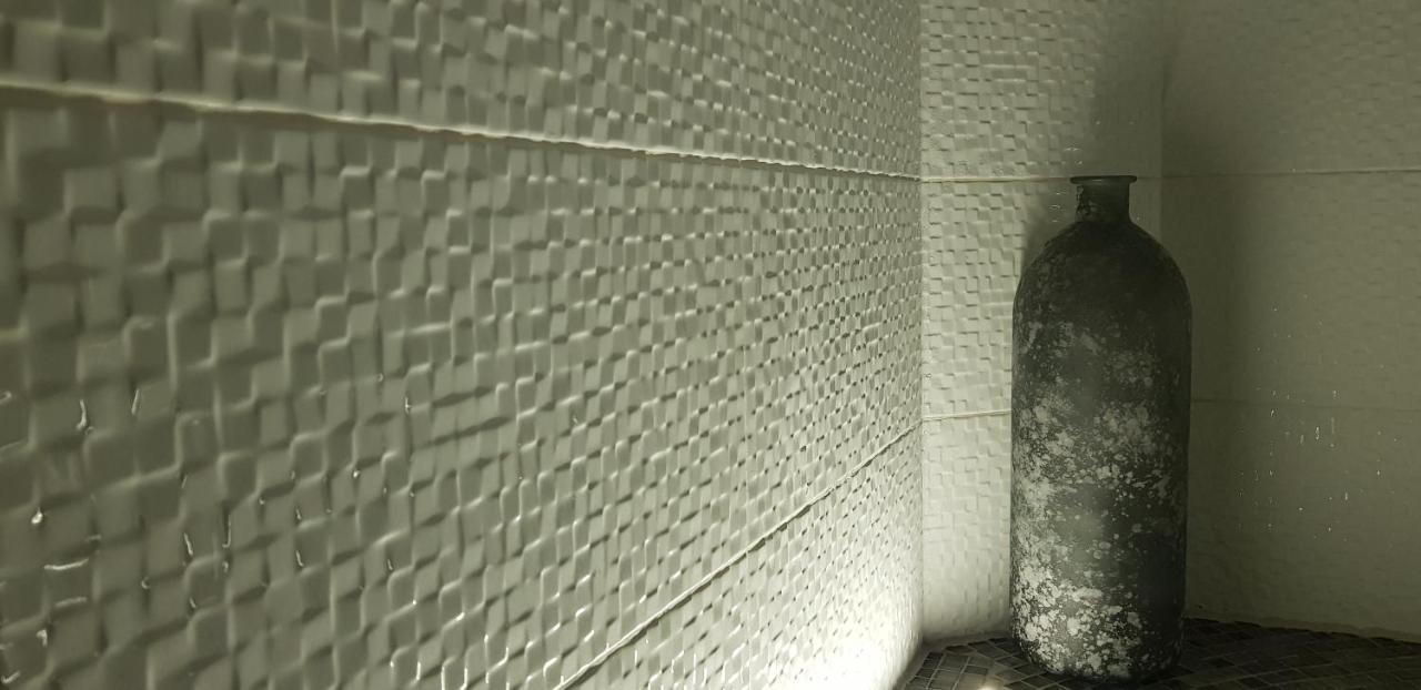 Apartment Plaza ----Wallbox 11Kw 16A ----- Private Spa- Jacuzzi, Infrared Sauna, Luxury Massage Chair, Parking, Entry With Pin 0 - 24H, Free Cancellation 24 Hours Before Check In Bród Kültér fotó